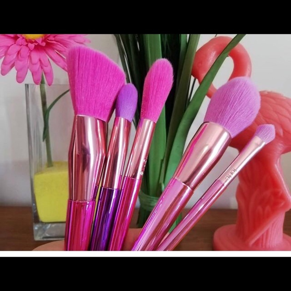 Tarte Love Trust Stars Brush Set Pretty Things Fairy Wings BNIB - Picture 11 of 15